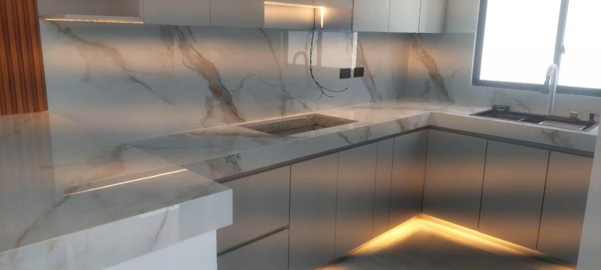 Casa Moderna y Totalmente Domotizada en Venta – Portoviejo, Manabí — imagen 4