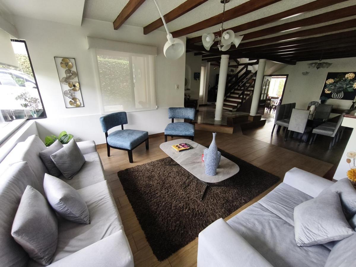 Casa de Venta de 580 m Dentro de Urbanización en Conocoto — imagen 9