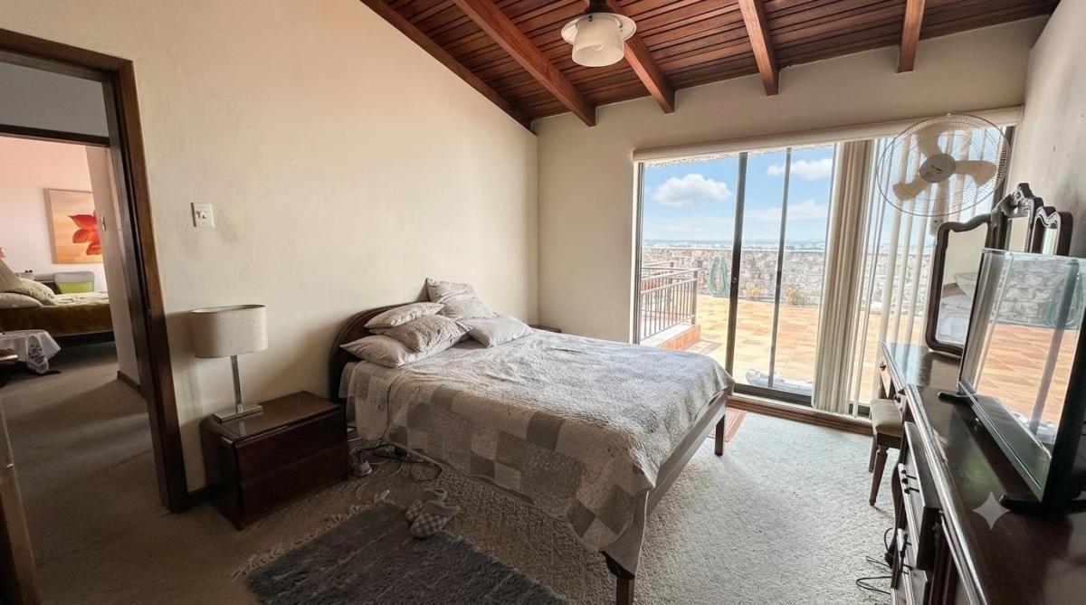 Sector El Batán | Norte de Quito Invierta en Casa con 2 Departamentos — imagen 8