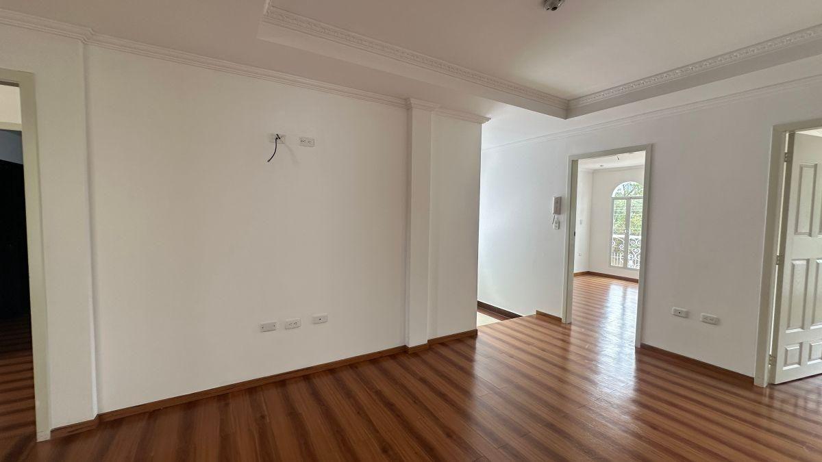 El Dean Casa con 4 Dorm. en Venta, 433 m² Terreno en Los Chillos (Conocoto) — imagen 5