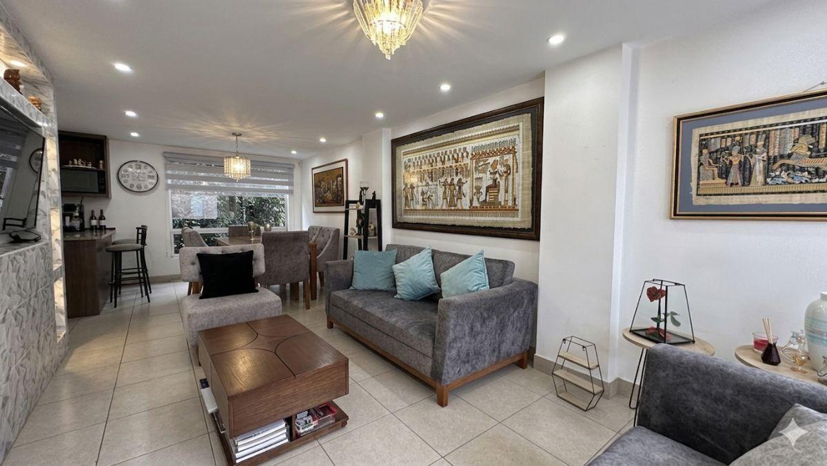 Conjunto Alcázar de Segovia Alangasí | Valle de Los Chillos Casa en Venta — imagen 6