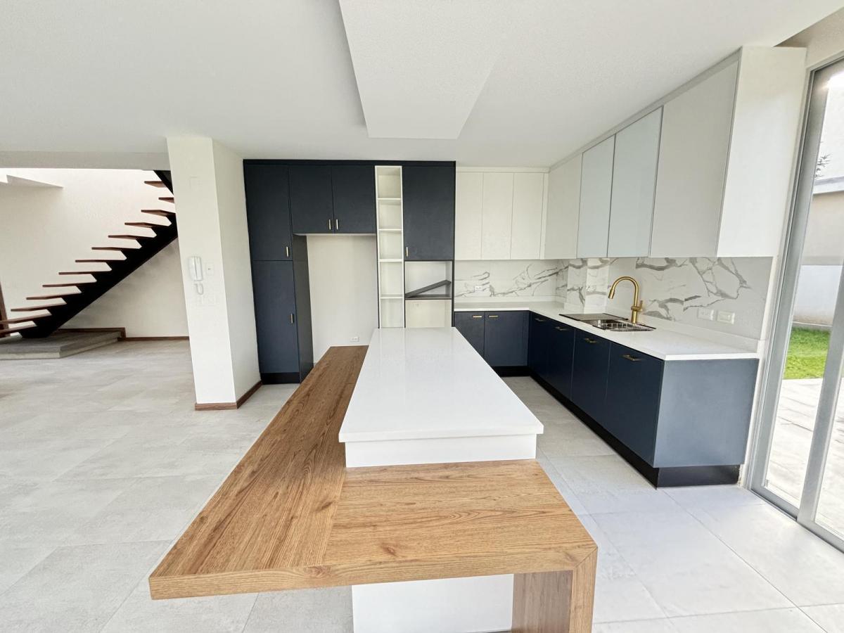 Casa en Cumbaya de Venta por Estrenar — imagen 6