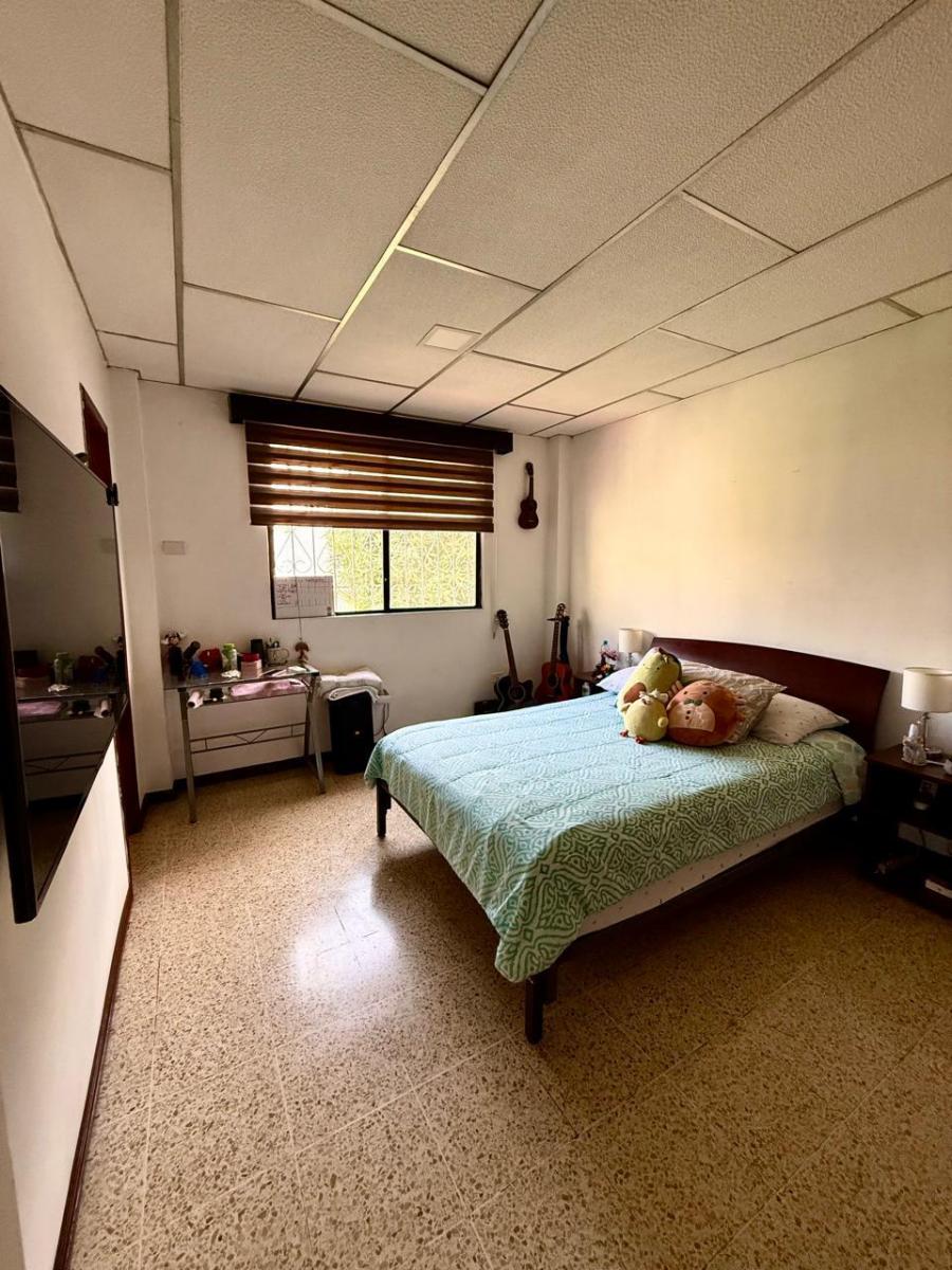 Casa Esquinera en Venta – Conjunto Residencial Privado en Samanes 5, Guayas — imagen 4