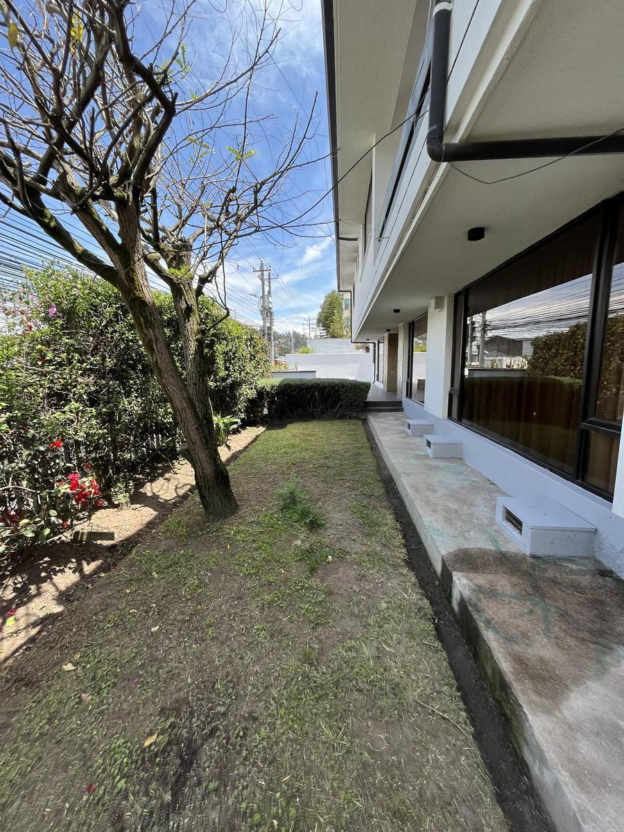 Casa en Venta, Esquinera, Dos Departamentos Totalmente Independientes. Sector El Batán Pr — imagen 10