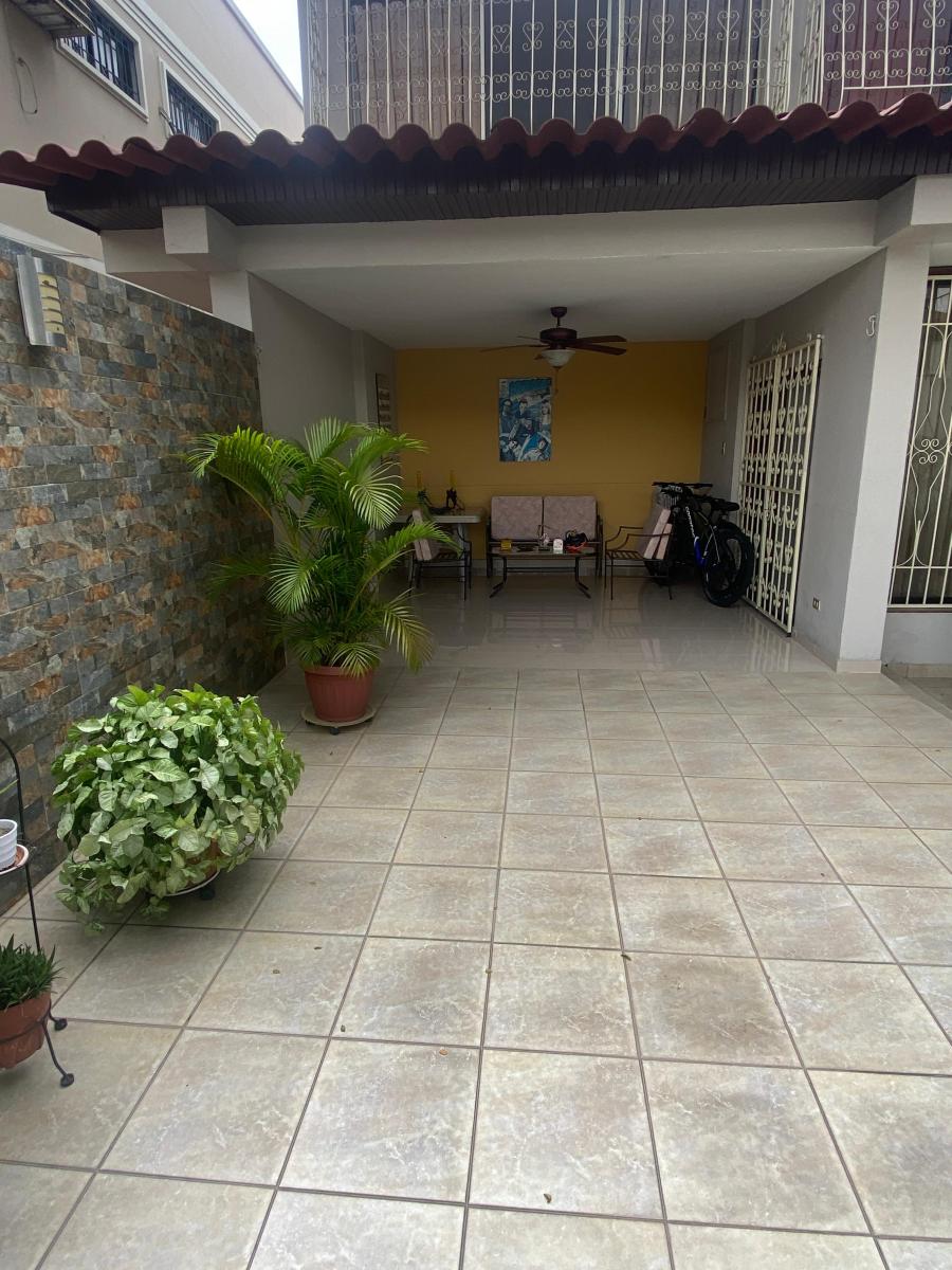 Vendo Hermosa Casa en Los Almendros, Excelente Estado, con Garita - Oportunidad!, Guayas — imagen 6