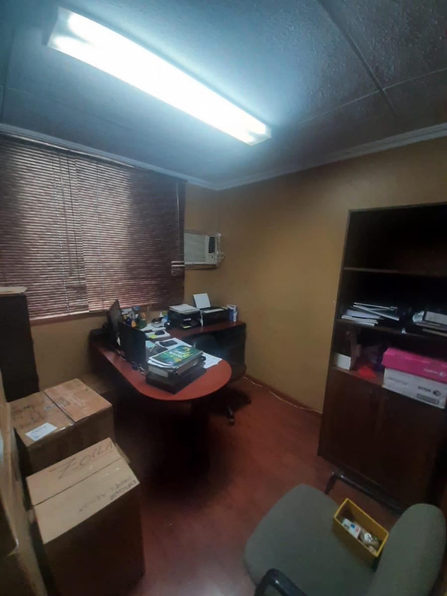 Av Victor Emilio Estrada Se Alquila o Vende Casa Comercial 734 m² Terreno, Guayas — imagen 3