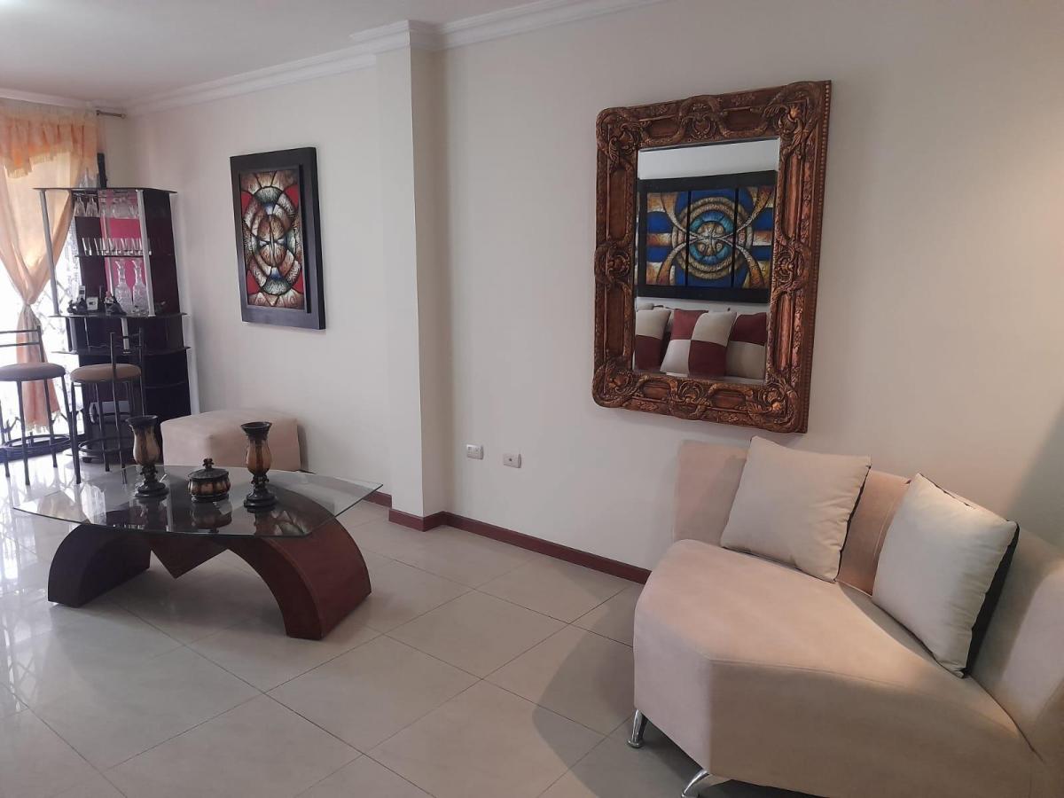 Cdla. Villa Club. Linda Casa en Venta en Primeras Etapas, 3 Habitaciones, Guayas — imagen 8