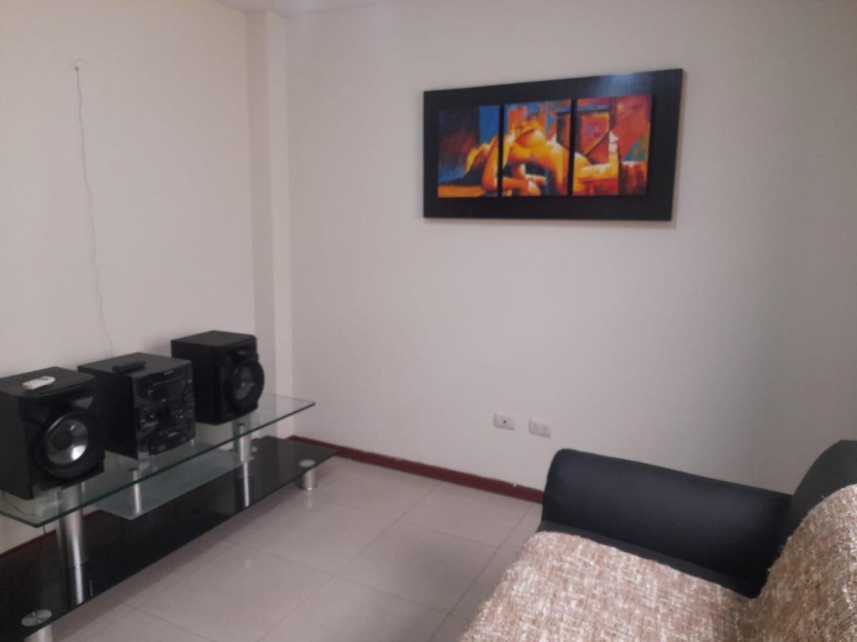 Cdla. Villa Club. Linda Casa en Venta en Primeras Etapas, 3 Habitaciones, Guayas — imagen 4