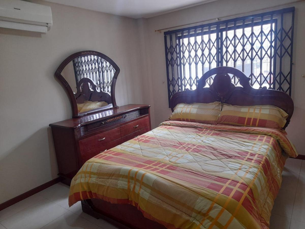 Cdla. Villa Club. Linda Casa en Venta en Primeras Etapas, 3 Habitaciones, Guayas — imagen 3