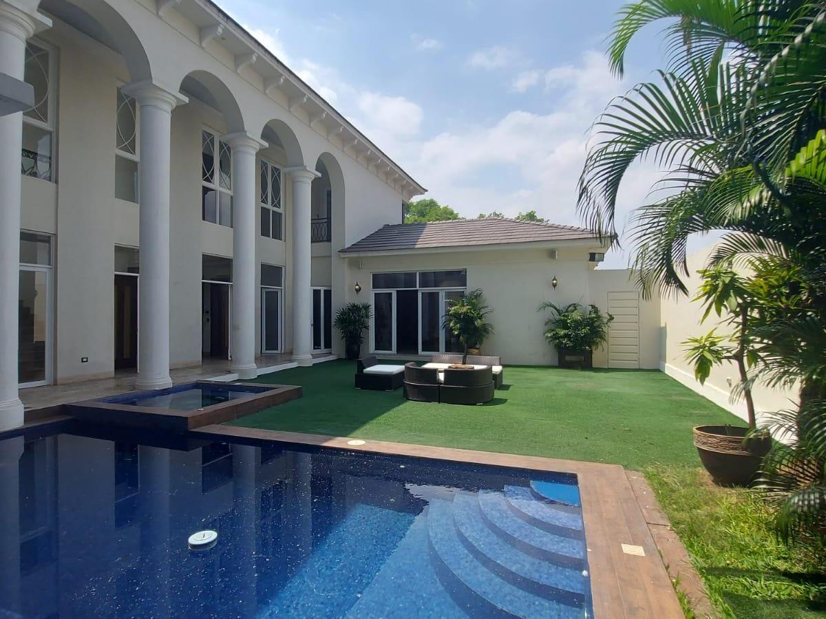 House for sale in Guayaquil, Guayas