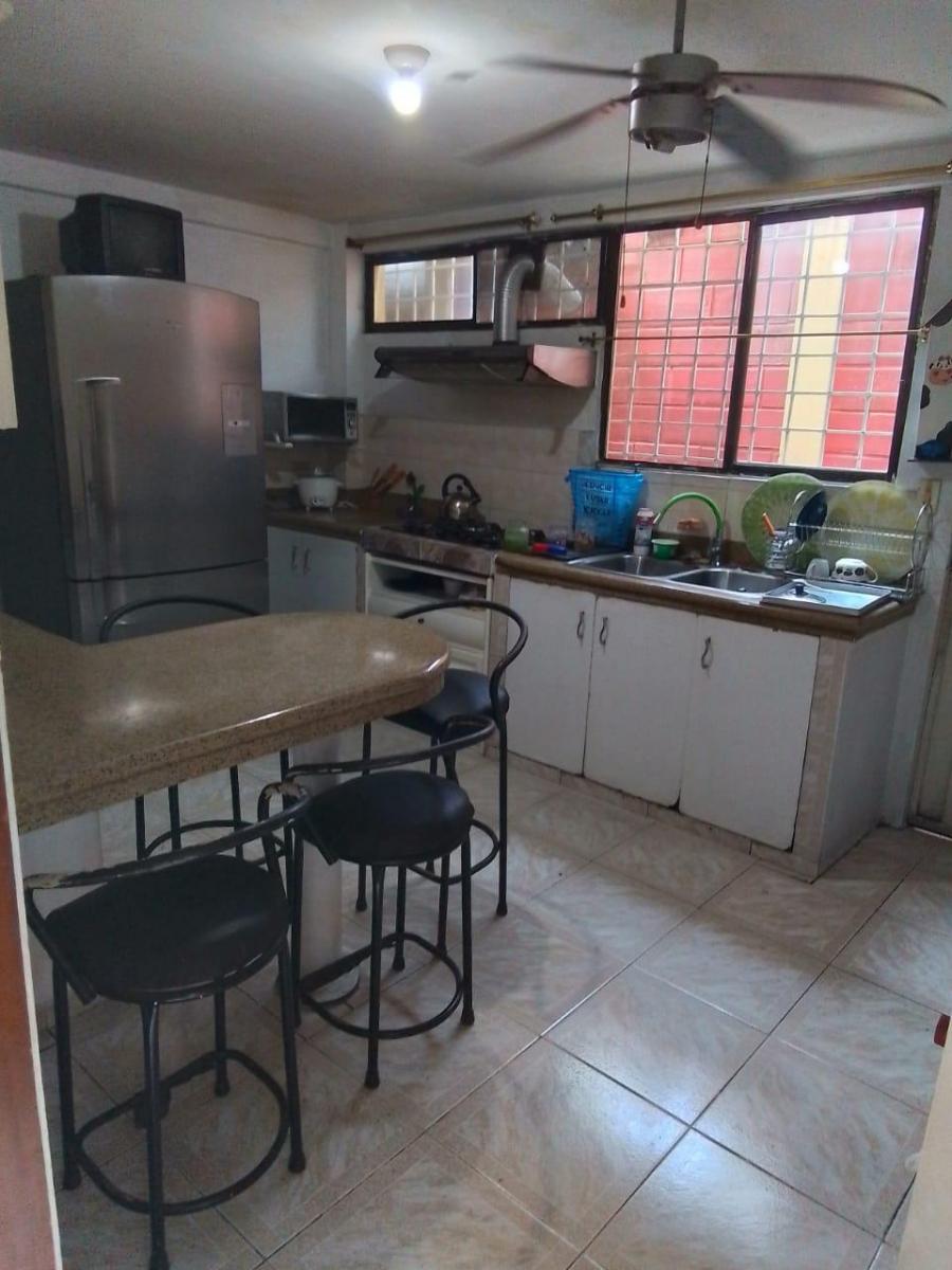 Venta Casa de La Urbanización Santa Cecilia, Guayas — imagen 3