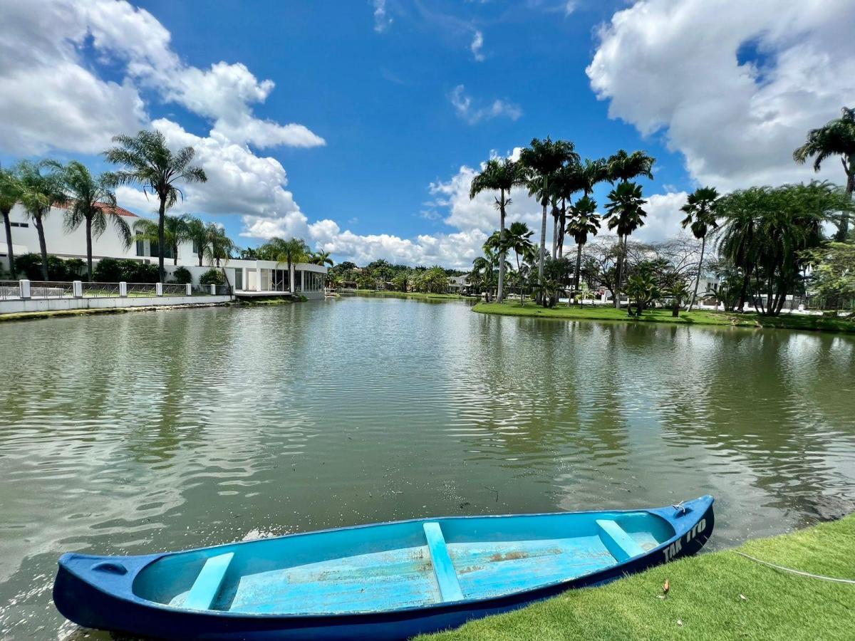 Casa de Venta Junto Al Lago en Urb. Laguna Club, Guayas — imagen 9