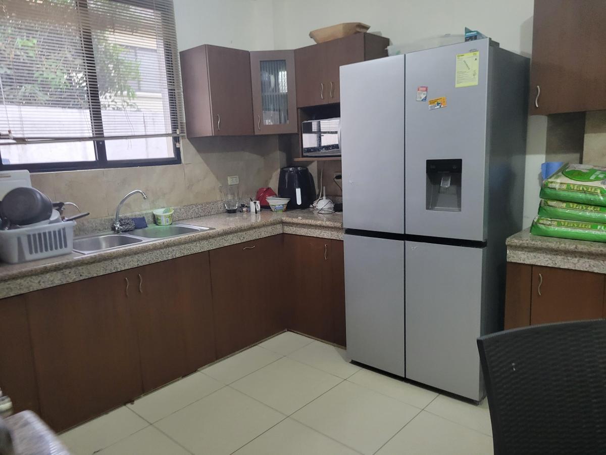 Bosques de La Costa Casa en Venta Via a La Costa - Mariuxi Rugel, Guayas — imagen 6
