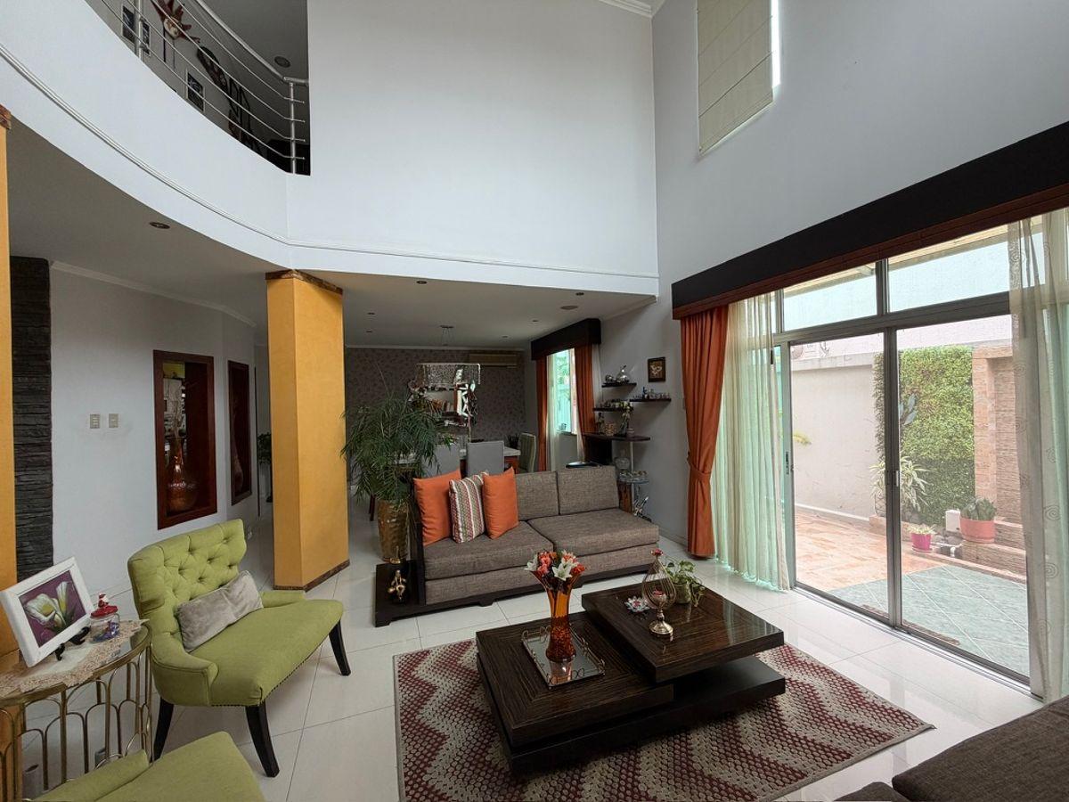 En Venta Casa de 2 Pisos en Urb. Portofino, Via a La Costa L. Torres, Guayas — imagen 5