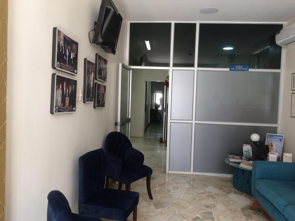 Miraflores, Vendo Casa con Uso Comercial - Vivienda. Guayas — imagen 4