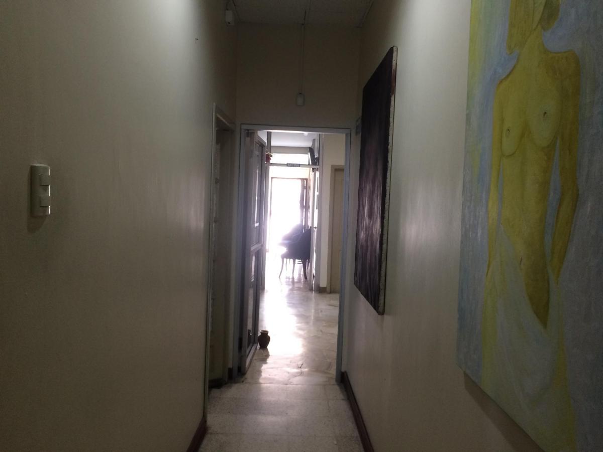 Miraflores, Vendo Casa con Uso Comercial - Vivienda. Guayas — imagen 3