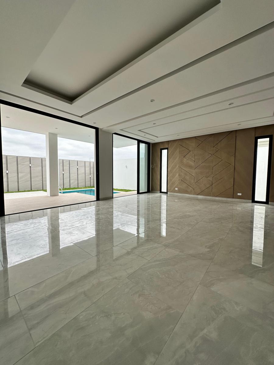En Venta Casa de Estreno 457 m², en Samborondon Km 2.5 - Urbanizacion Puerta Al Río, 4 Dorm., Guayas — imagen 4