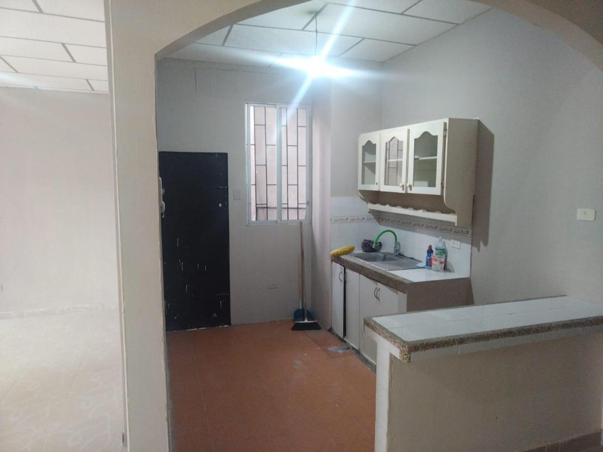 Venta de Casa en Sauces IV, Al Norte de Guayaquil Lty, Guayas — imagen 6