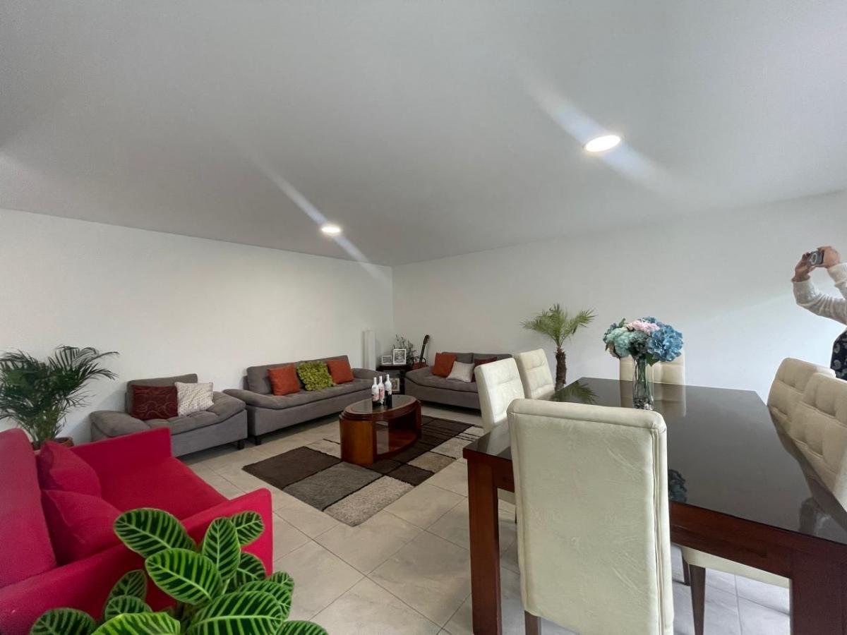Casa de Venta, Tumbaco, Dentro de Conjunto — imagen 9