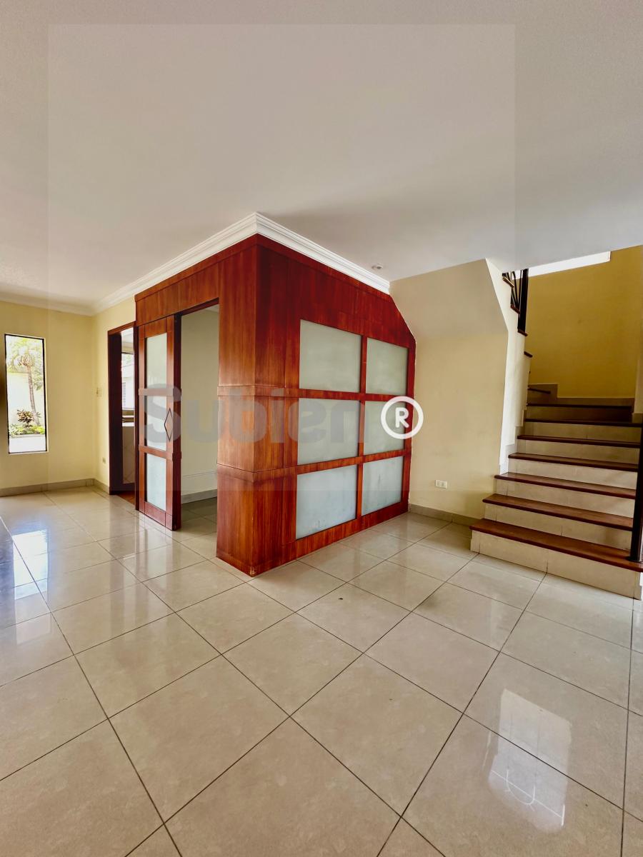 Vendo Alquilo Casa Km 3,5 Vía Samborondon 3 Dorm. Area Cerrada en Patio, Guayas — imagen 4