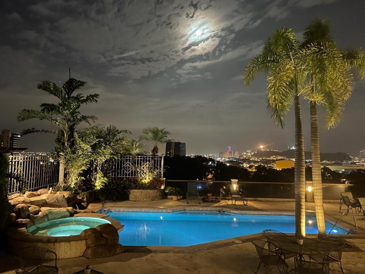 Casa en Venta Lomas de Urdesa, Guayas — imagen 5