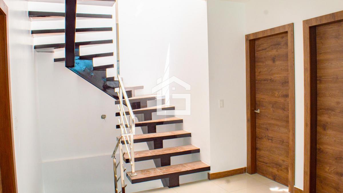 Casas en Venta por Estrenar en Urb. Vistasol, Machala, El Oro — imagen 3