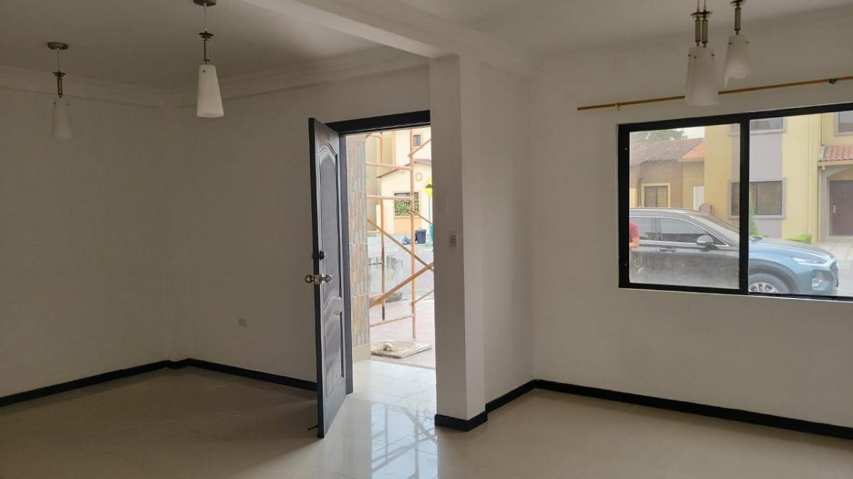 Venta de Casa Villa Club Via Samborondon Aurora - Mariuxi Rugel, Guayas — imagen 10