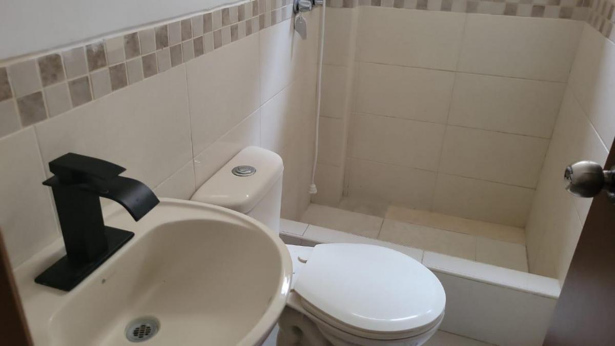 Venta de Casa Villa Club Via Samborondon Aurora - Mariuxi Rugel, Guayas — imagen 4