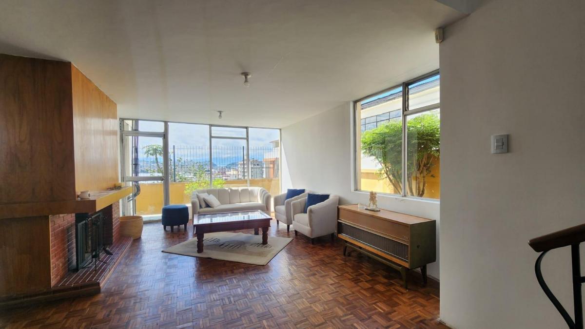 Re/max Futuro Vende Casa 4 Dorm. El Pinar Bajo — imagen 8