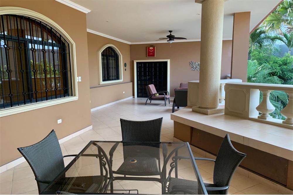 En Venta Casa en Urbanizacion Primeros Km m. Espinosa, Guayas — imagen 9