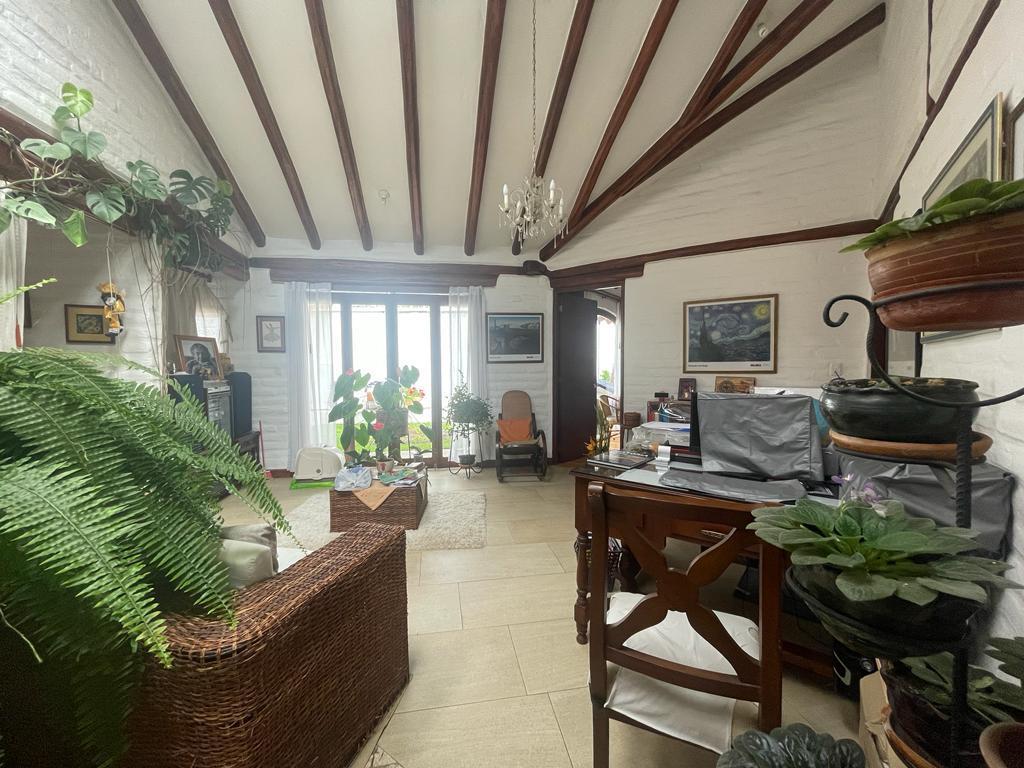 Casa de Venta de un Solo Piso, Tumbaco, Urb. de Lujo Sector Hilacril — imagen 8