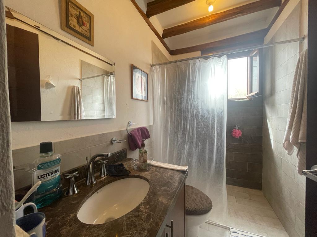Casa de Venta de un Solo Piso, Tumbaco, Urb. de Lujo Sector Hilacril — imagen 6