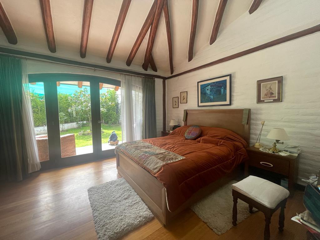 Casa de Venta de un Solo Piso, Tumbaco, Urb. de Lujo Sector Hilacril — imagen 4
