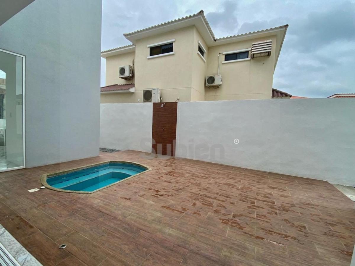 Vendo Casa 2 Plantas Estreno Moderna El Condado, Jacuzzi, Patio, dormitorio Planta Baja, Guayas — imagen 8