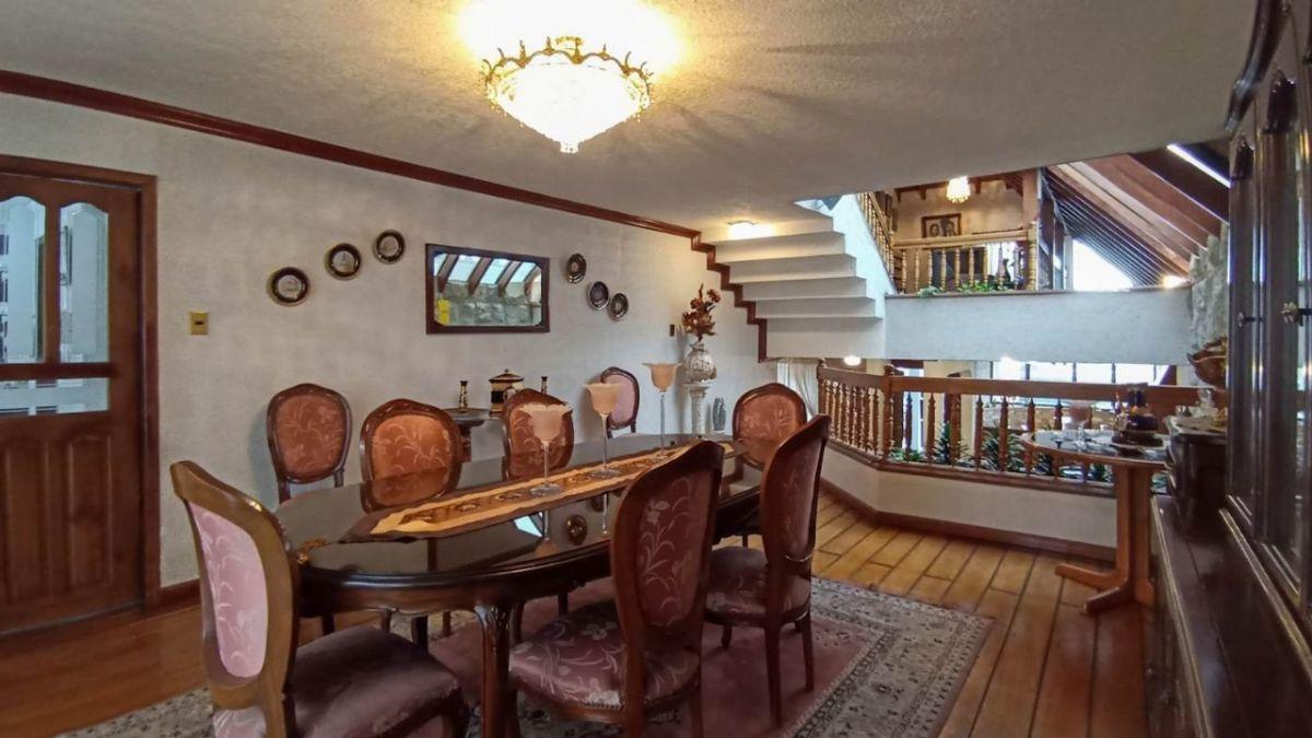 Casa con Piscina Cubierta, Sector Norte, Venta — imagen 4