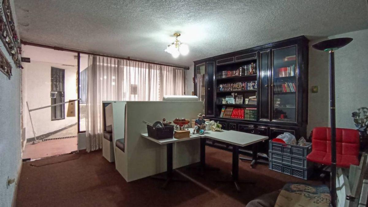 Casa con Piscina Cubierta, Sector Norte, Venta — imagen 3