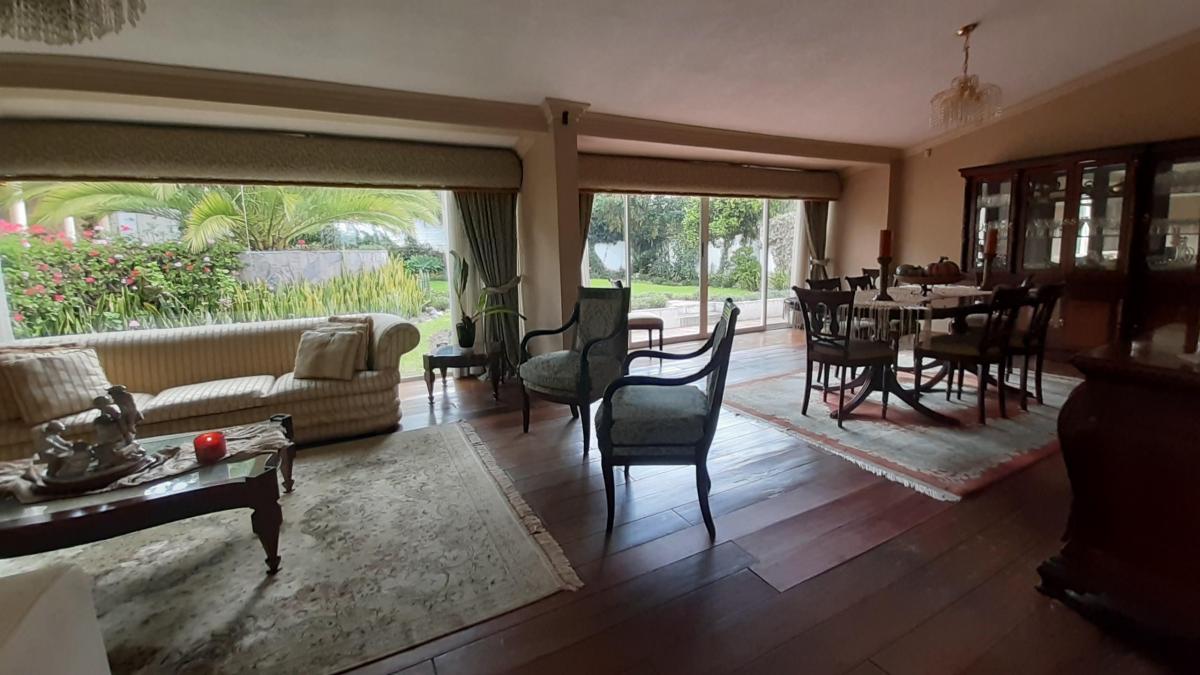 Ubicación Super Comercial Casa de Venta Sector Reservorio — imagen 9
