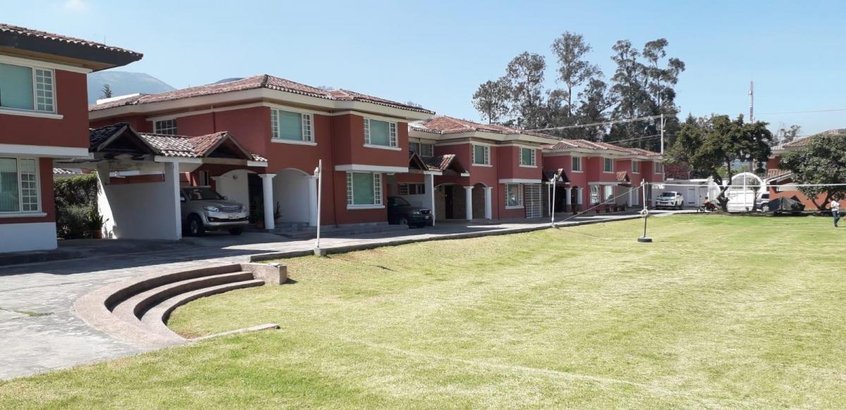 Re/max Futuro Vende Casa Independiente de 190 m² en Conjunto, Sector La Ceramica — imagen 10