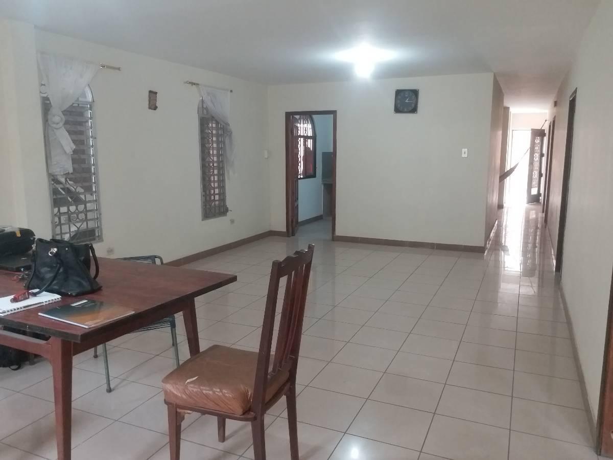 Casa Rentera, en Venta, Stella Maris, 2 Plantas, Guasmo Sur, Av Domingo Comin. Guayas — imagen 5