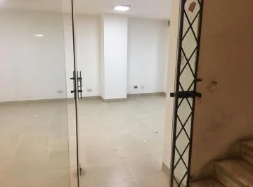 Vendo Locales Comerciales, Sector La Mariscal — imagen 4