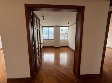 Bellavista Bosmediano Sector Canal 8 Departamento 300 m² de Venta — imagen 3