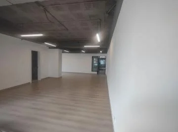 En Edificio Corporativo, Oficina Abierta, 260 m², Sector Iñaquito, Norte de Quito — imagen 3