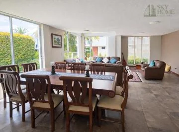 Venta Casa Amplia con Jardín en Tumbaco – Sector Vía Ventura — imagen 4