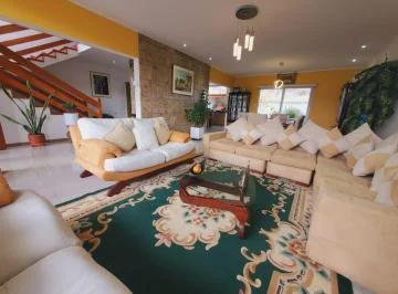 Casa de Venta en Urbanización Privada Sector La Espe — imagen 4