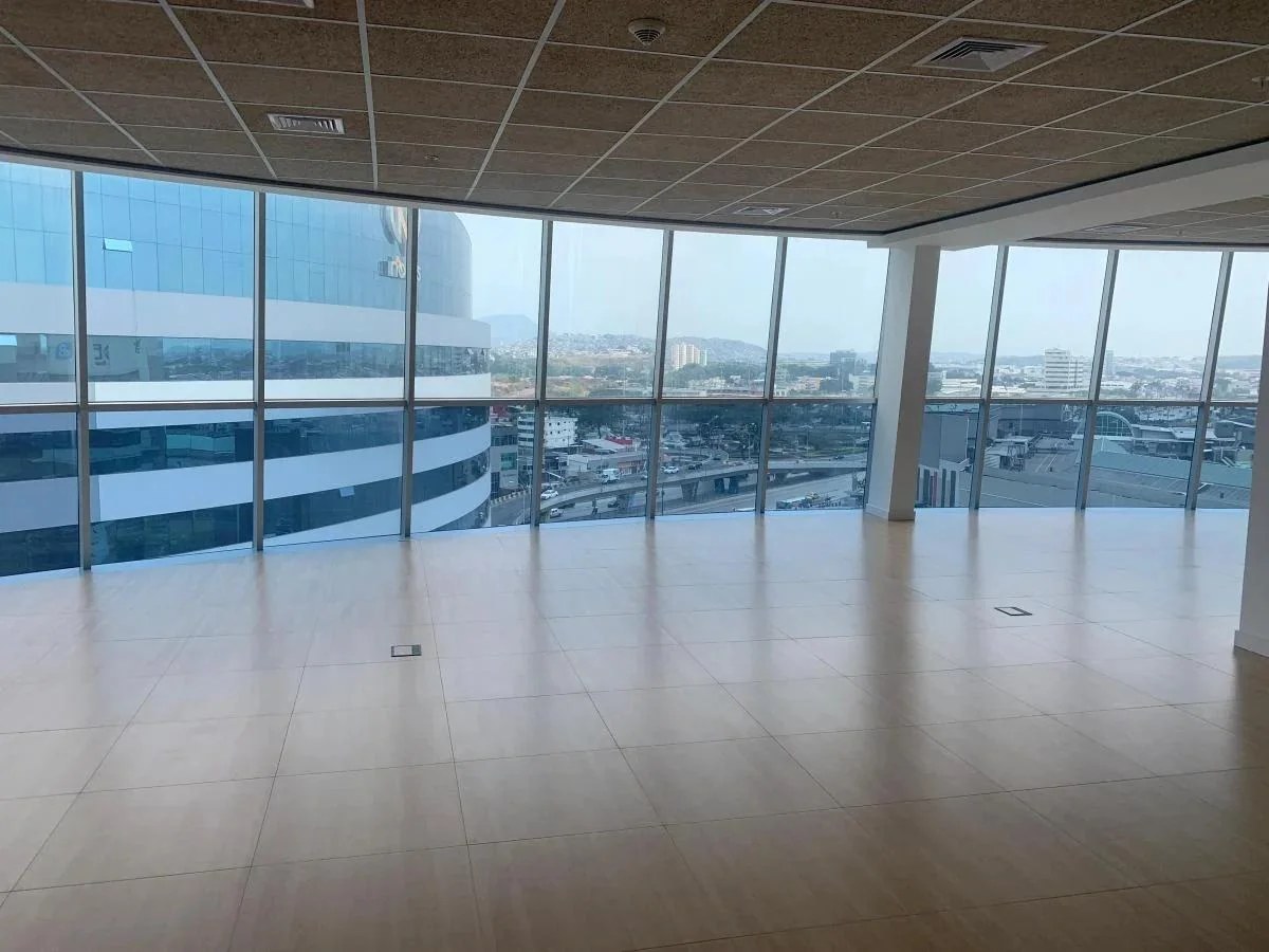 Venta Oficina - 100bp - Zona Mall del Sol, Guayas — imagen 3