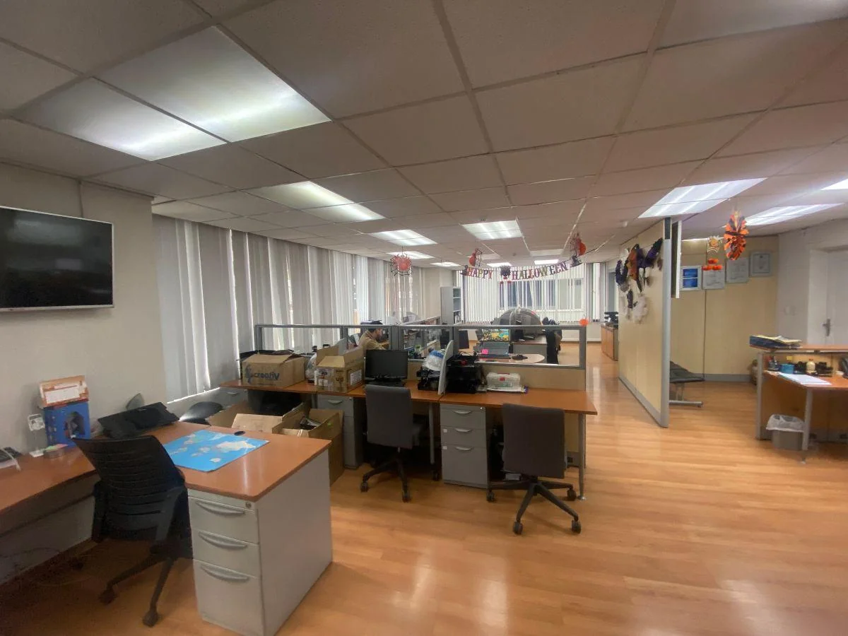 Oficina Comercial de 82 m² en Venta en República de El Salvador — imagen 4