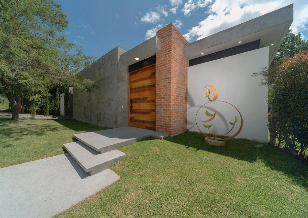 Vendo Hermosa Casa Moderna Cumbaya Sector Pillagua 4 Dorm. — imagen 3