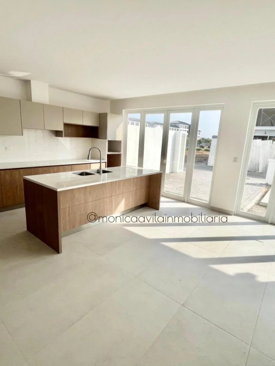 Samborondon - Aires Norte hermosa Casa de Estreno, Guayas — imagen 4
