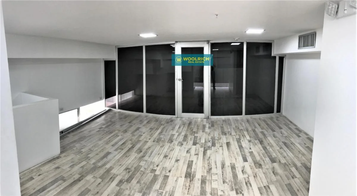 Vendo Ofiicina en Blue Center. Kennedy Norte. Parqueo + Bodega, 105 m², Guayas — imagen 4