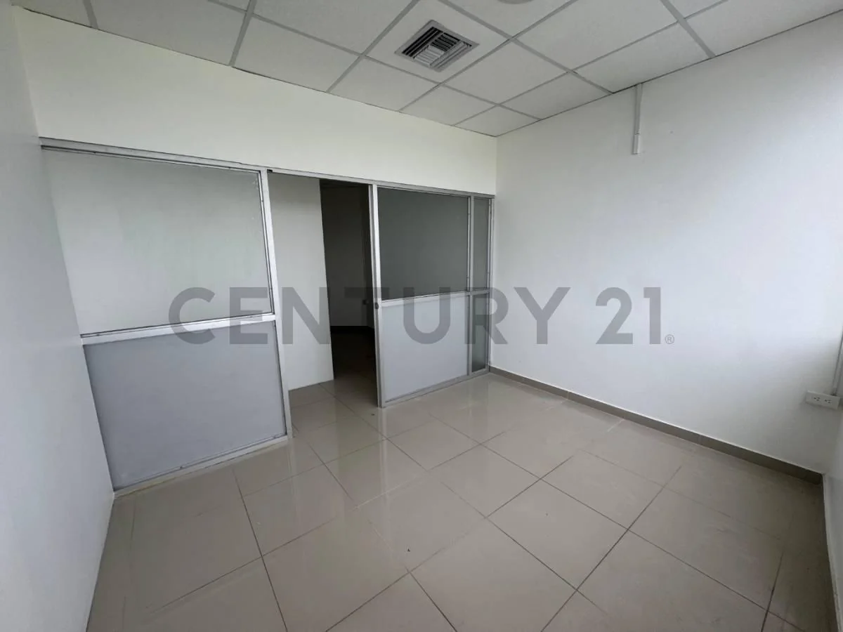 Venta de Oficina en La Aurora, Av León Febres Cordero, Guayas — imagen 5